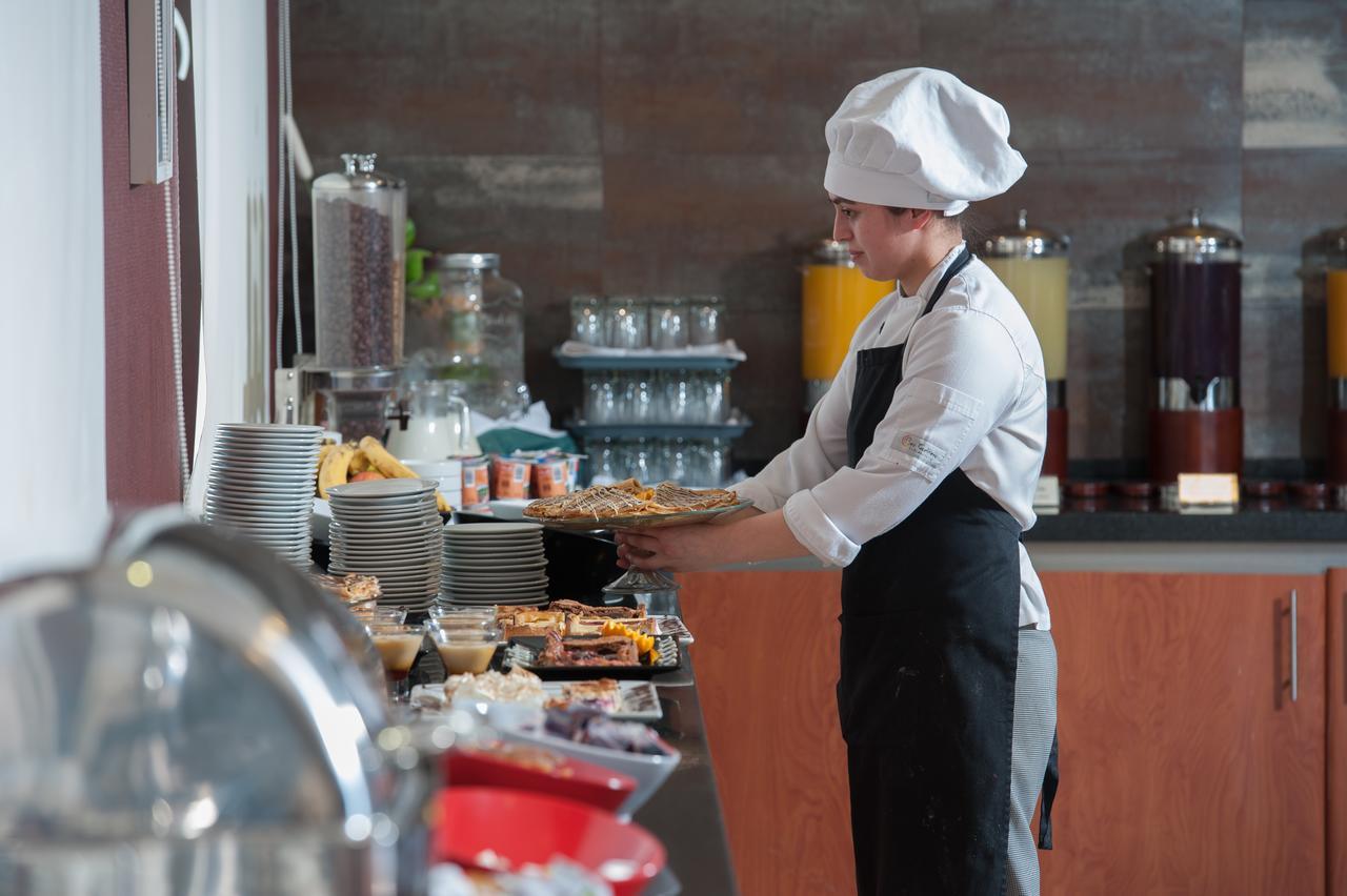 Concepción Hotel Diego De Almagro Lomas Verdes מראה חיצוני תמונה
